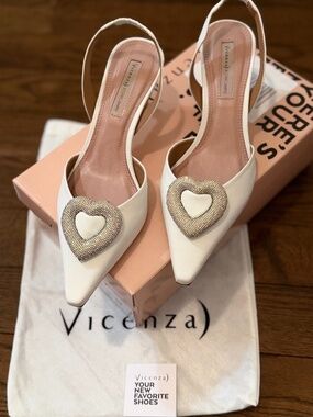Vicenza Heart Slingback Kitten-Heel Pumps. US 8-8.5 / EU 39